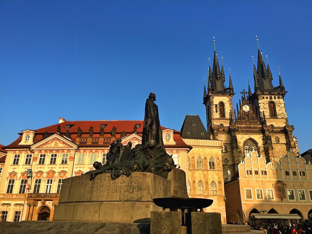 Ferienwohnung Cozy Flat By The Astronomical Clock Prag Exterior foto