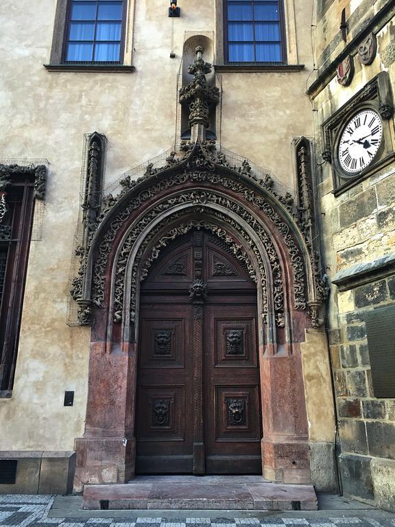 Ferienwohnung Cozy Flat By The Astronomical Clock Prag Exterior foto