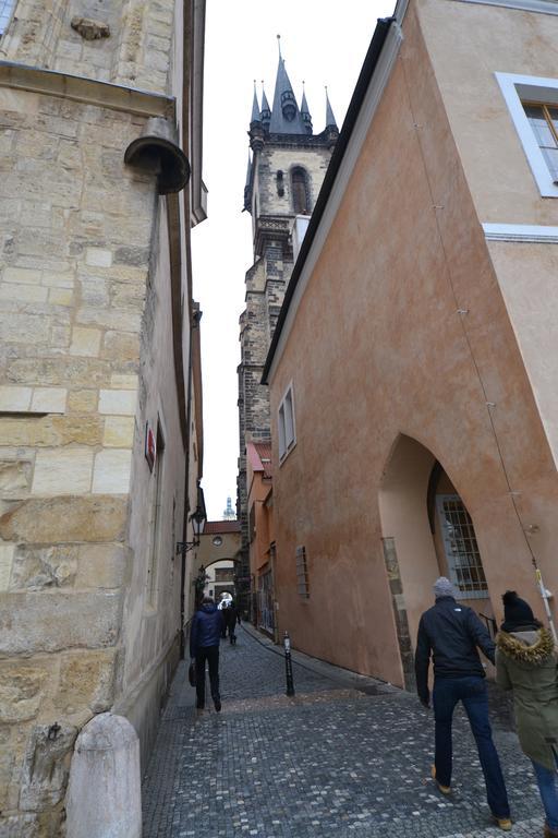 Ferienwohnung Cozy Flat By The Astronomical Clock Prag Exterior foto