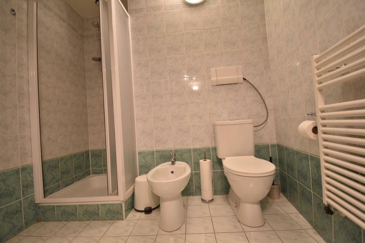 Ferienwohnung Cozy Flat By The Astronomical Clock Prag Exterior foto