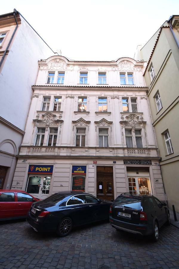 Ferienwohnung Cozy Flat By The Astronomical Clock Prag Exterior foto