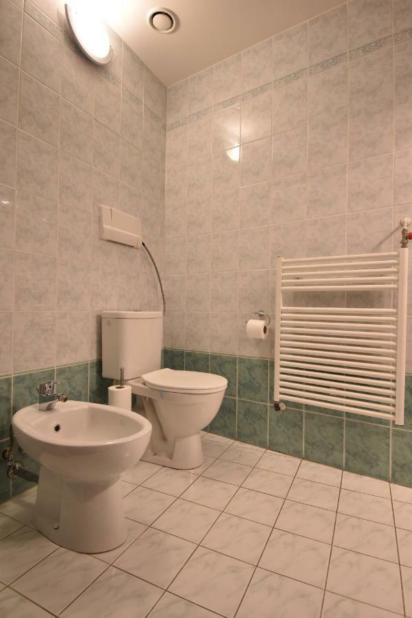 Ferienwohnung Cozy Flat By The Astronomical Clock Prag Exterior foto